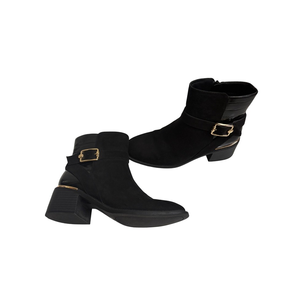 Liz Claiborne Emberly Black Faux Suede Croc Buckle Ankle Boots 6M 100-3547